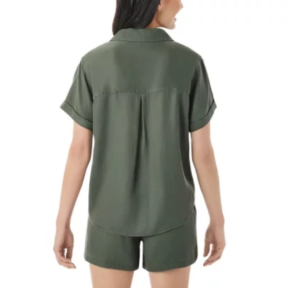 Women Tencel Camp Green Button-Up Shirt Size L Short Sleeves New - Picture 2 of 6